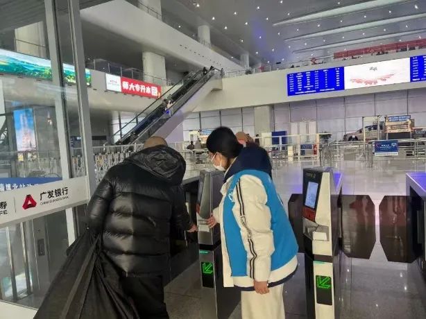 图示, 示意图
中度可信度描述已自动生成:ver1